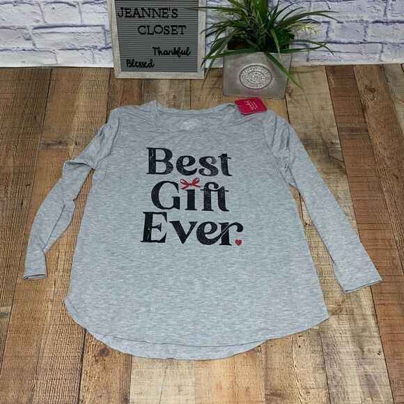 Isabel Maternity Long Sleeve Best Gift Ever Top - Picture 8 of 9